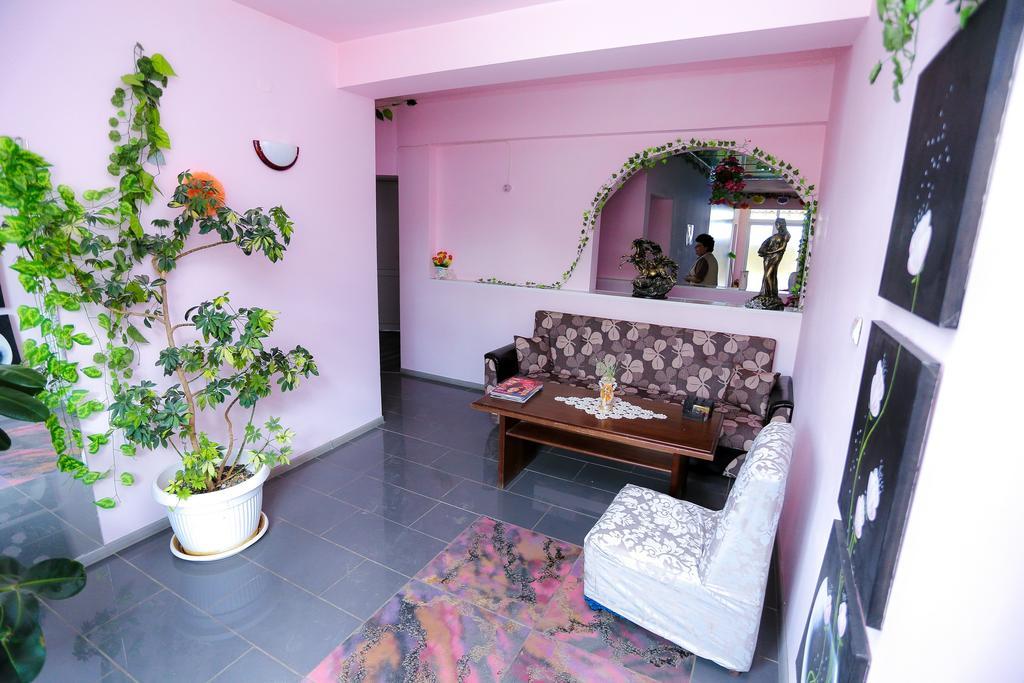 Hostel Shatrata Bogomilovo Екстер'єр фото