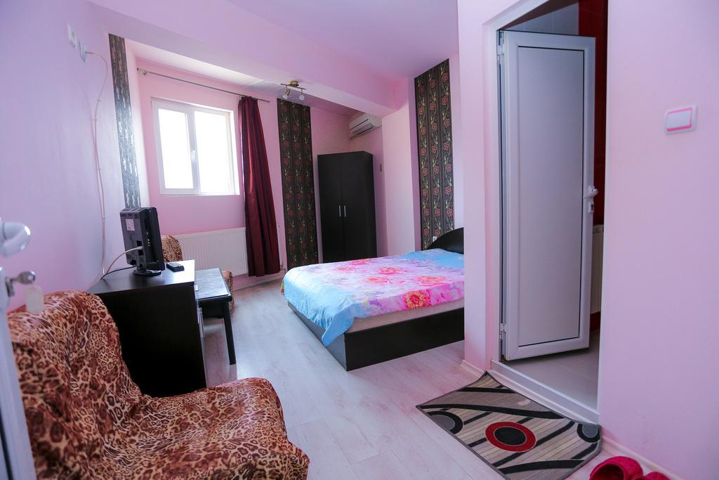 Hostel Shatrata Bogomilovo Екстер'єр фото