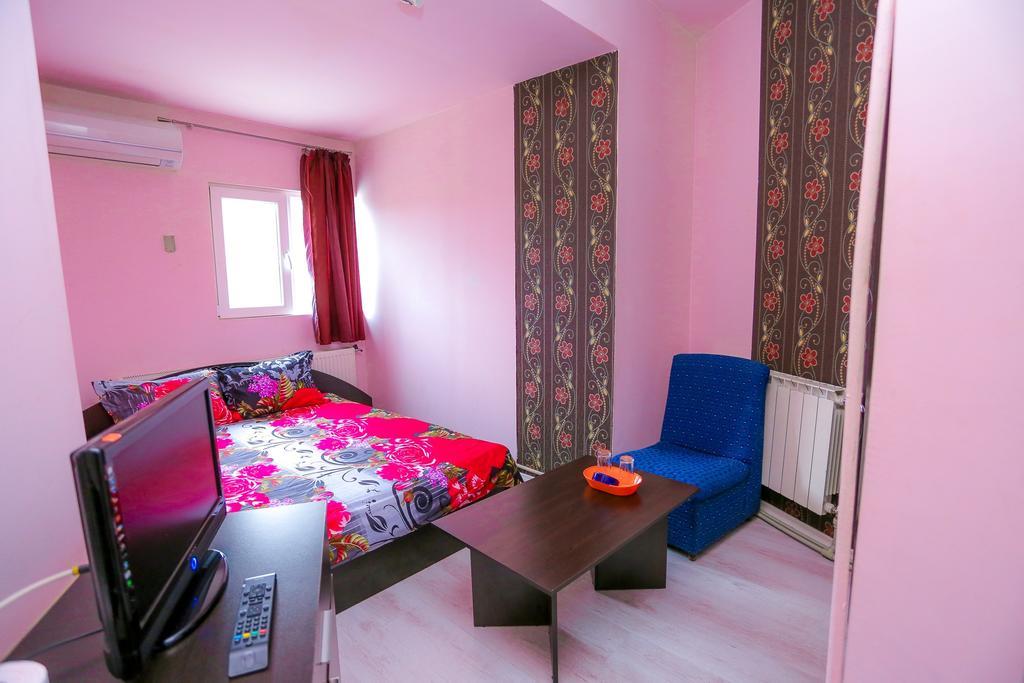 Hostel Shatrata Bogomilovo Екстер'єр фото